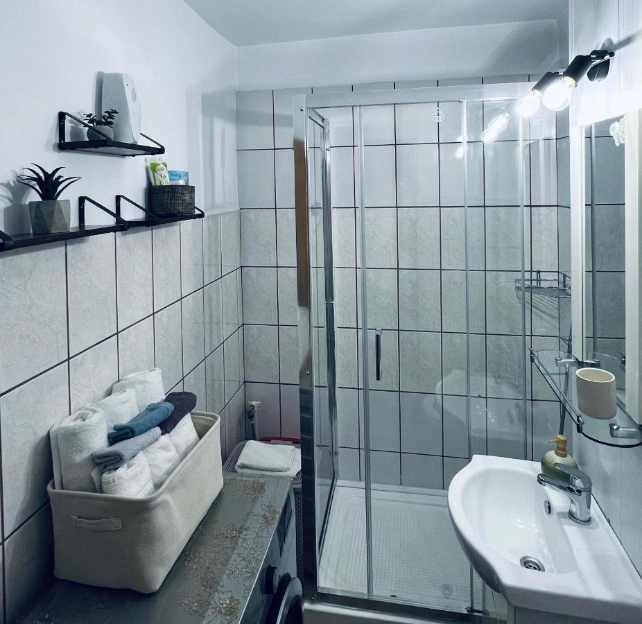 Studio62 Campulung Moldovenesc Luaran gambar